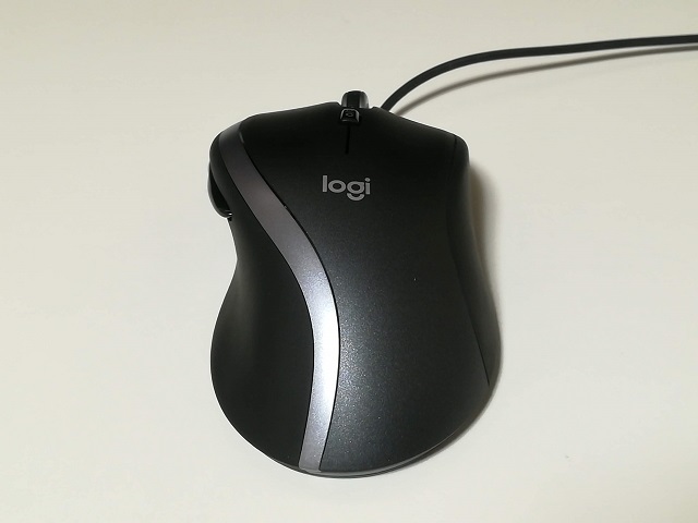 Logicool M500s有線マウスの正面
