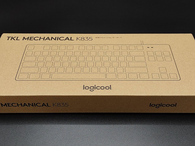 Logicool「K835」メカニカルキーボード：中の箱はしっかりしている