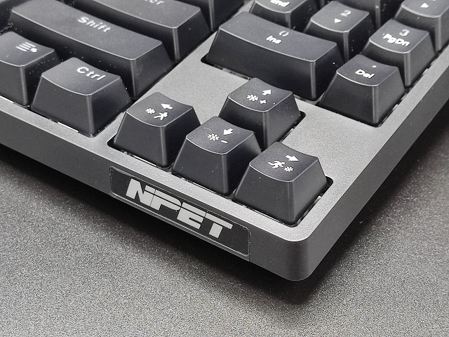NPETはゲーミングキーボードなどを取り扱うブランド