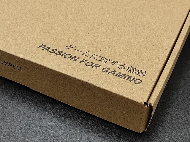 NPET ゲーミングキーボード『K80』の外箱に「ゲームに対する情熱」と記載