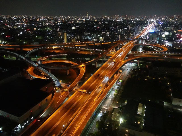 ソニー ZV-1：作例紹介「静止画」地上約100mの高さから大阪の夜景を撮影