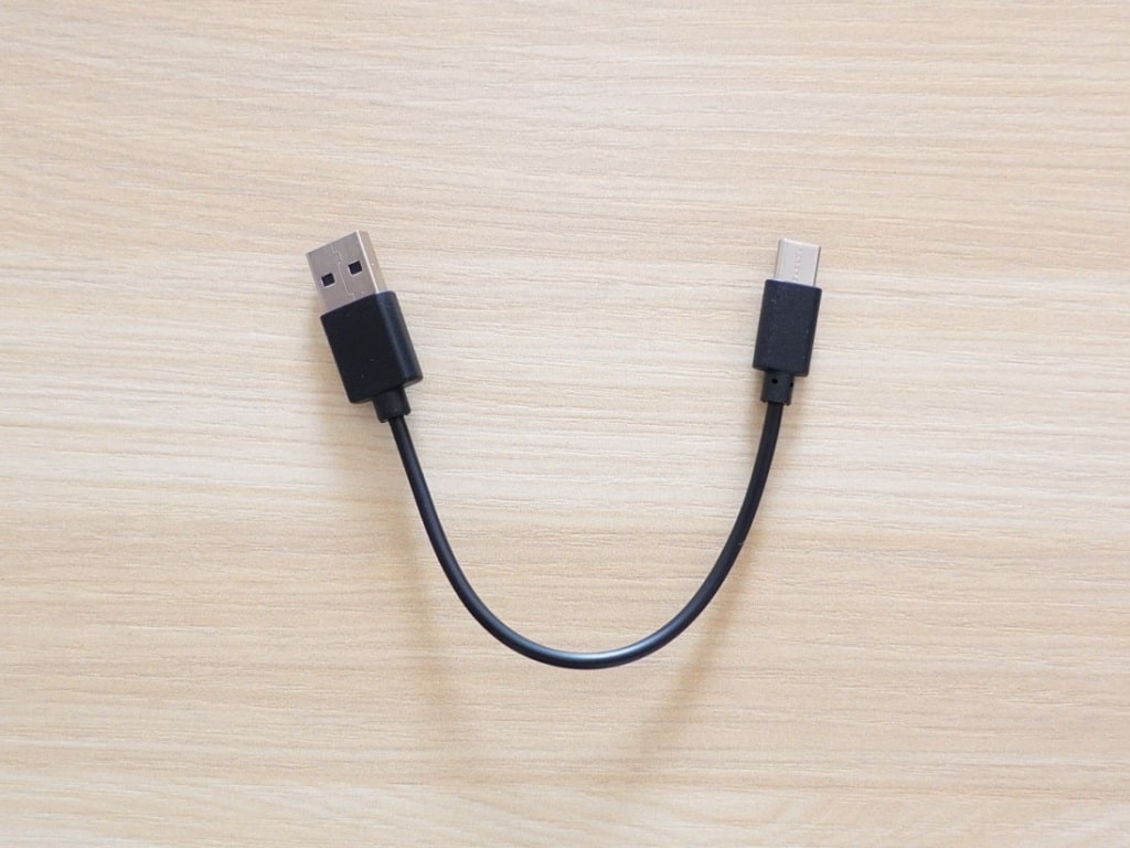 SOUNDPEATS Capsule3 Proの開封と付属品：USB-C & USB-A ケーブル