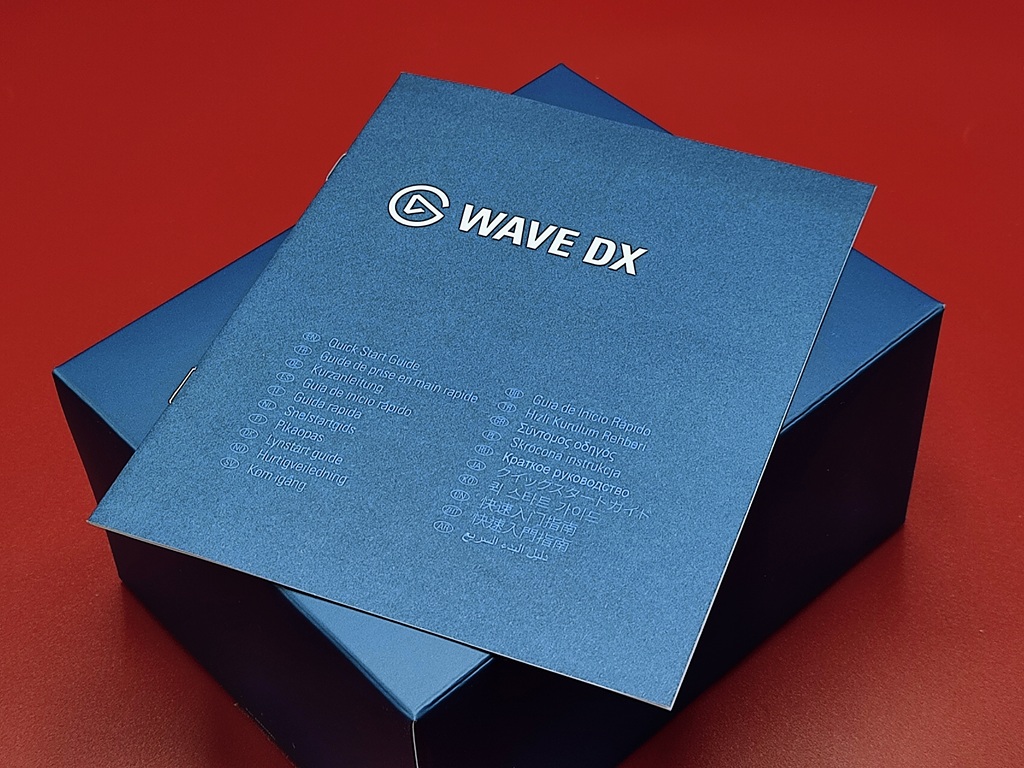 Elgato Wave DX ダイナミックマイク！「取説」は、多言語表記です