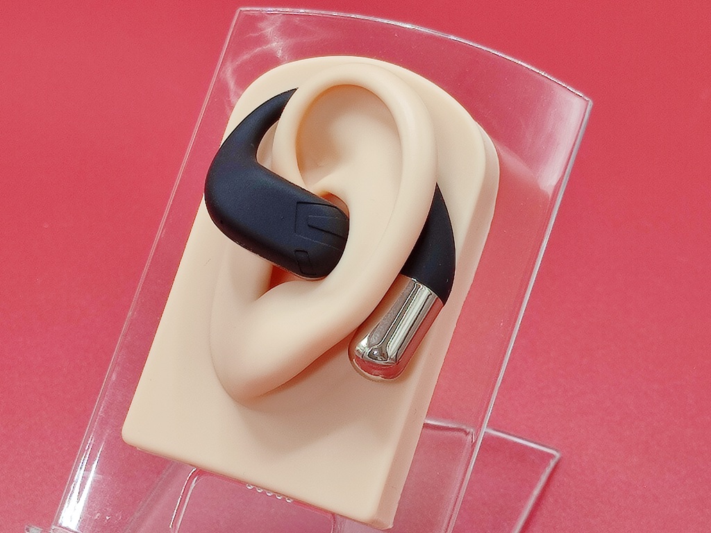 SOUNDPEATS Chasers オープンイヤーイヤホン：違う角度からの外観