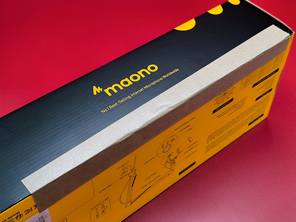 maono PD200XS ダイナミックマイク：ガムテープで固定されてるぅ～！