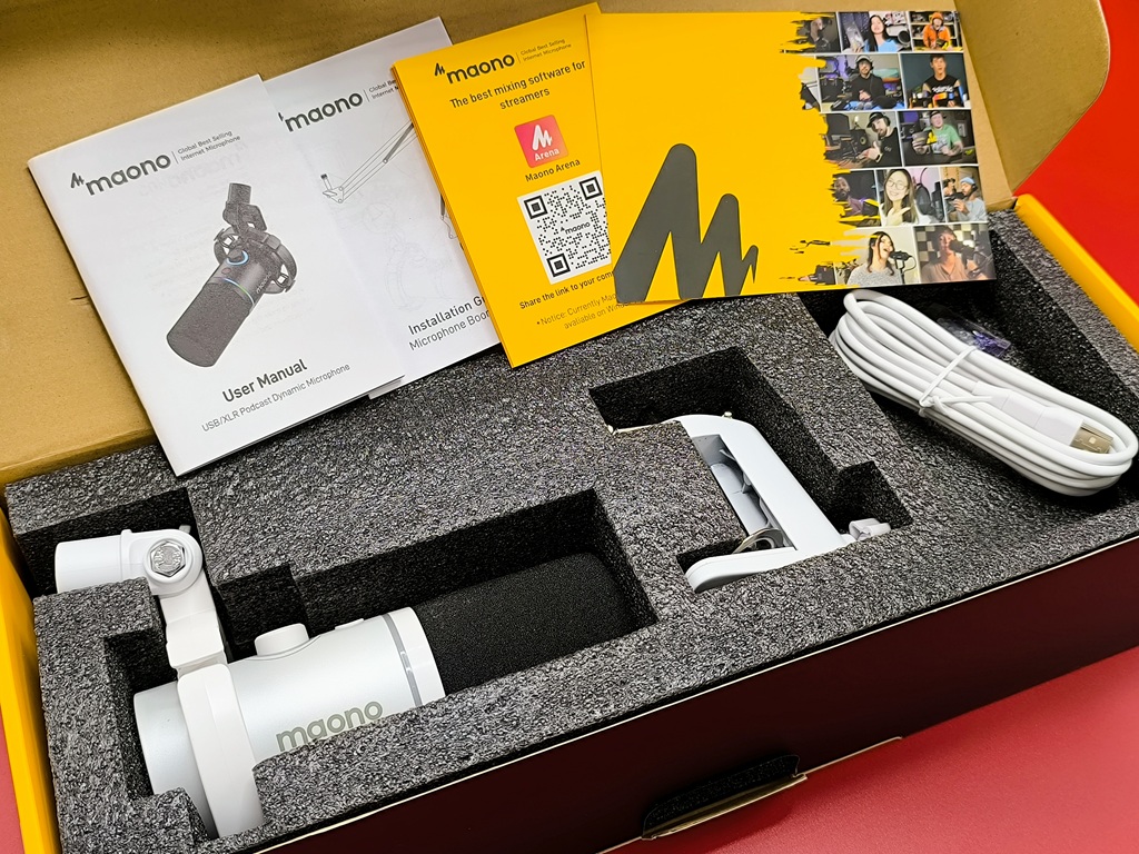 maono PD200XS ダイナミックマイク：開けるとこんな感じ