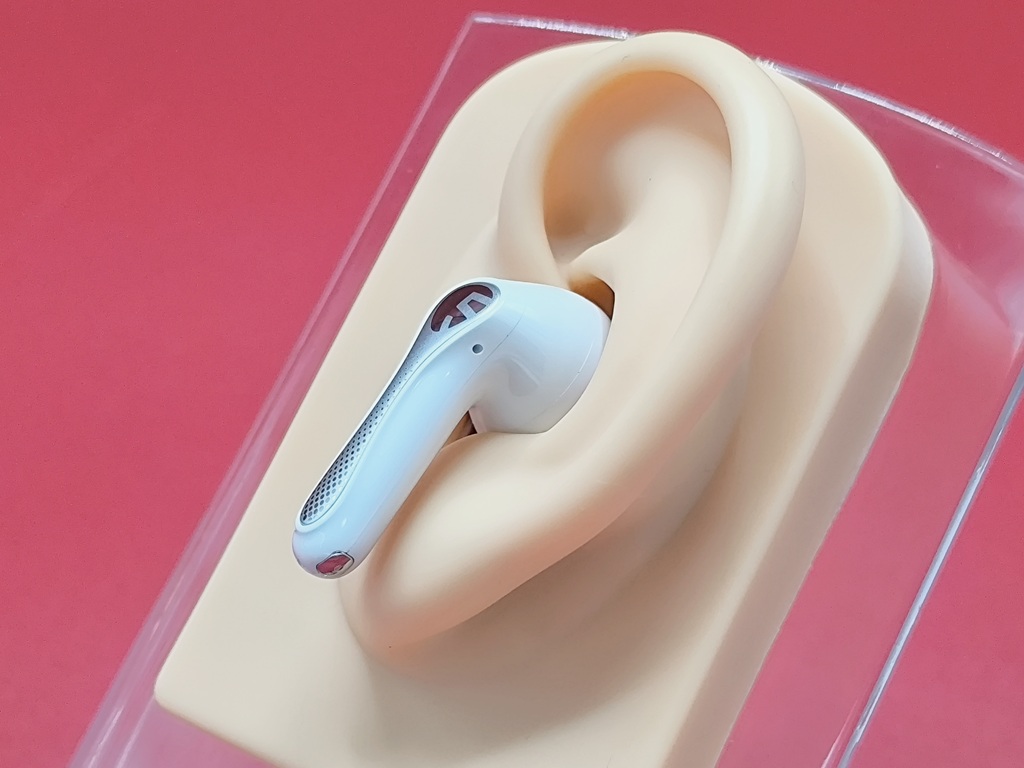 SOUNDPEATS Air5 Pro：装着時の印象は圧迫感があまりない