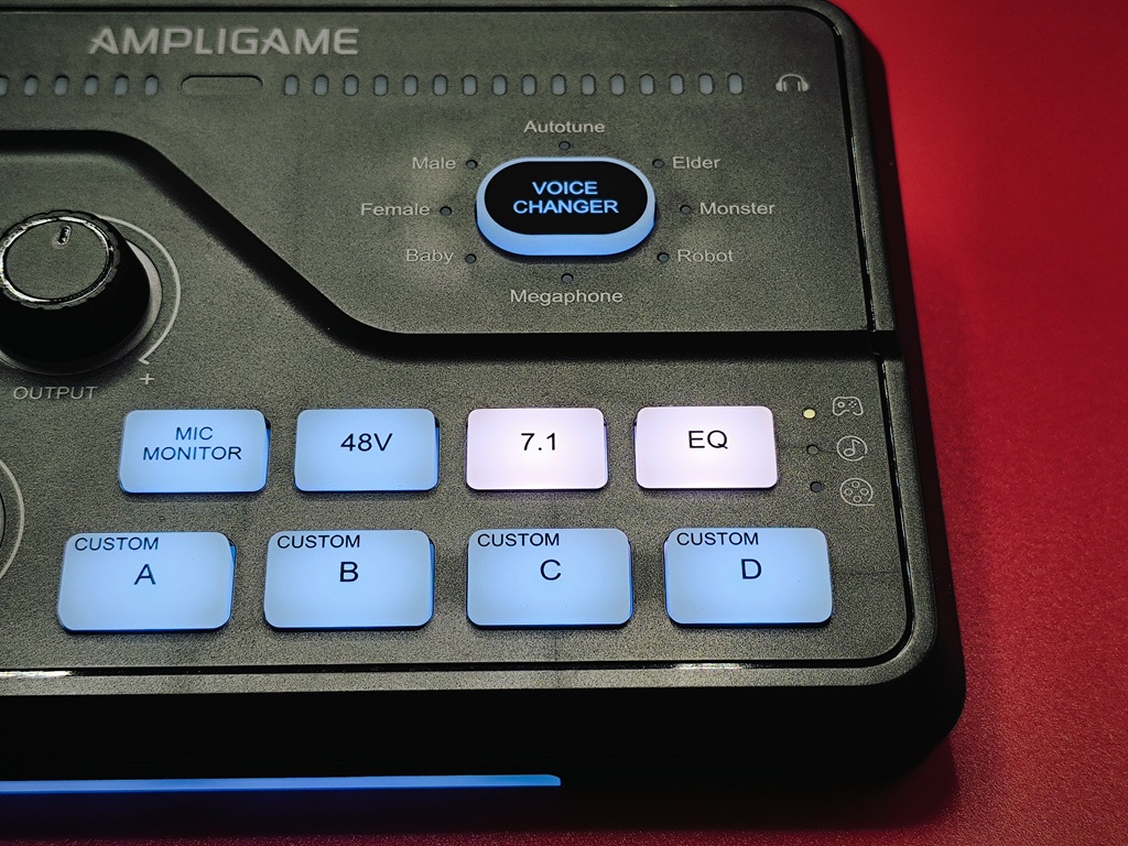 FIFINE AmpliGame SC8 オーディオミキサー：AUX接続の続きで「7.1」と「EQ」