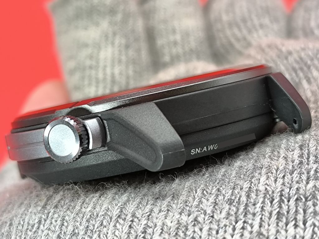 Mibro GS Active 2 スマートウォッチ：上部には、シリアルナンバーが記載されている