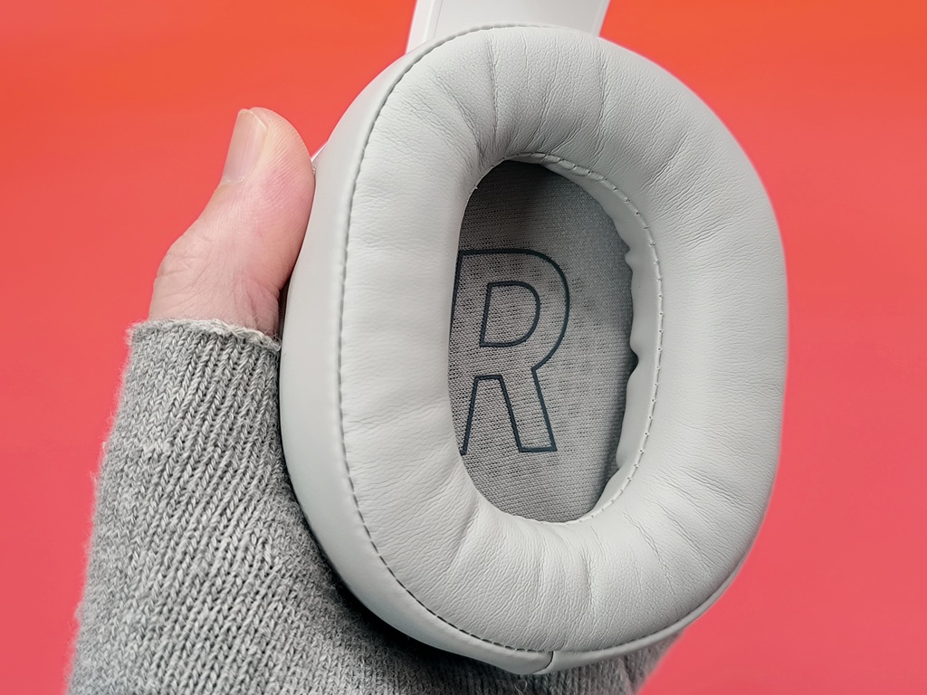 QCY Heroad V200 ゲーミングヘッドセット!やわらかく圧迫感を感じません