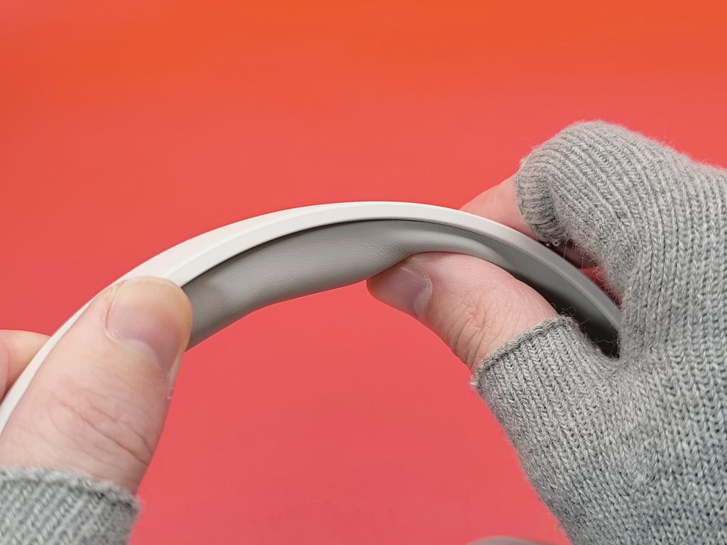 QCY Heroad V200 ゲーミングヘッドセット!ヘッドバンドのクッション性も必要十分