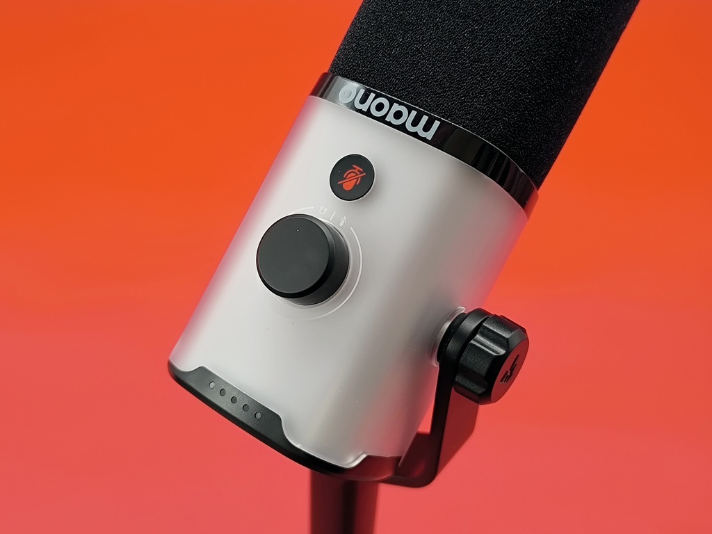 maono「PD100X」本体機能：2 in 1 ノブとタッチ式ミュート