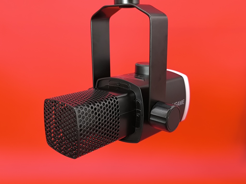 FIFINE AM8PROT RGBマイクアーム付きのダイナミックマイク:アームの可動範囲は自由自在