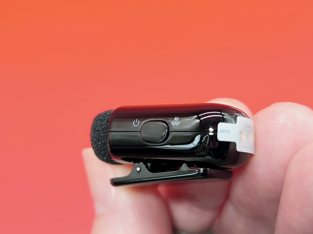 MAONO ワイヤレスマイク【T1 MINI】マイク本体にはボタンが「ひとつ」のみ！