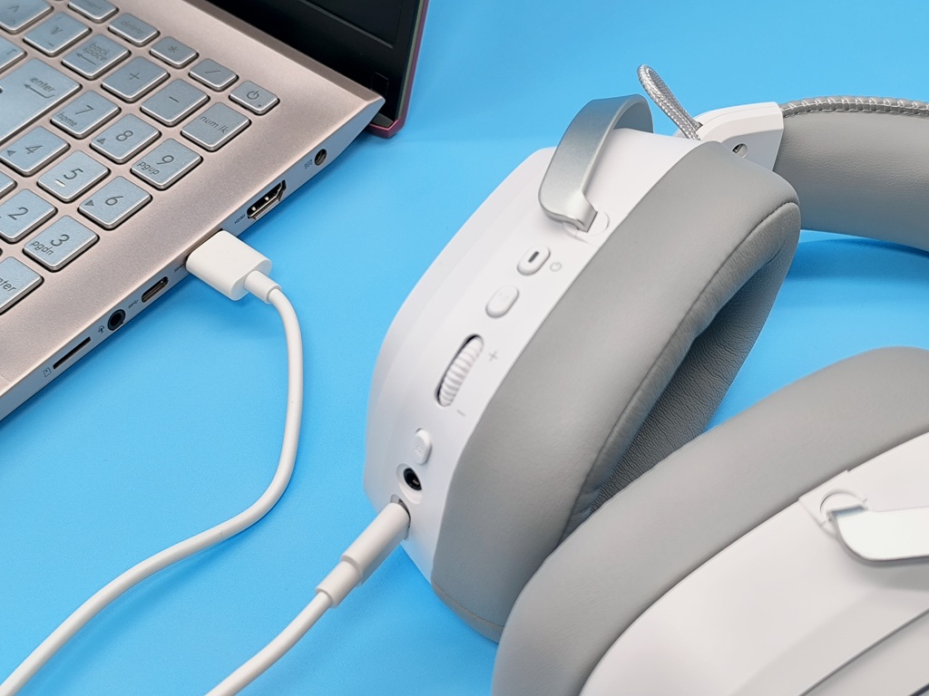 QCY Heroad GT2 ゲーミングヘッドセット!有線 USB-A or USB-C接続