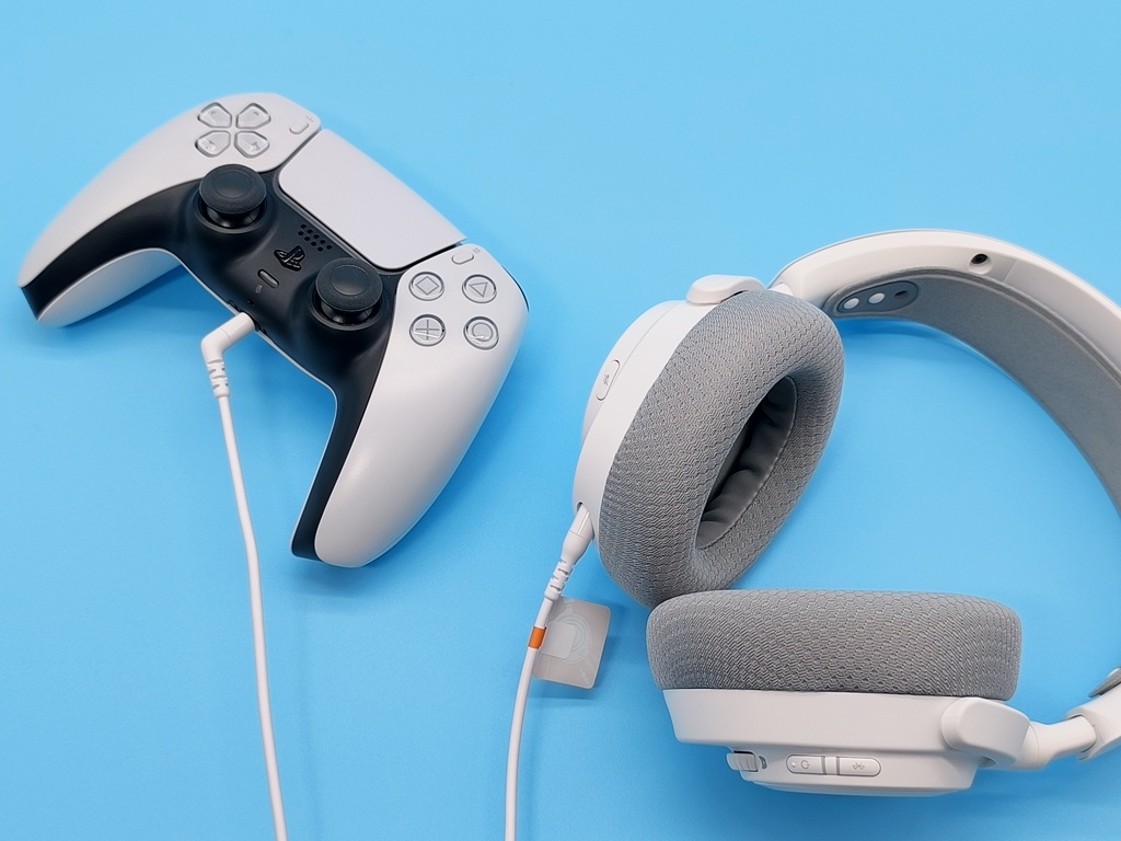 SteelSeries Arctis Nova7 Gen2 ワイヤレスゲーミングヘッドセット レビュー！3.5mm オーディオケーブル