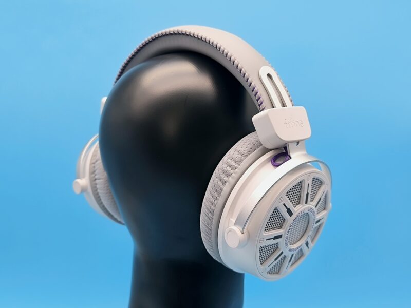 FIFINE H19 開放型ゲーミングヘッドセット：ヘッドバンドの厚みも十分